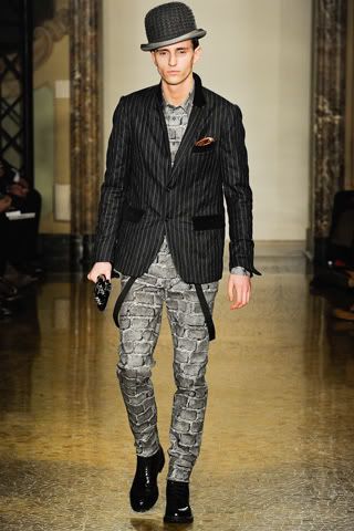 Moschino Man FW 2012-2013