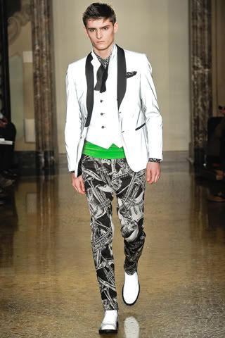 Moschino Man FW 2012-2013