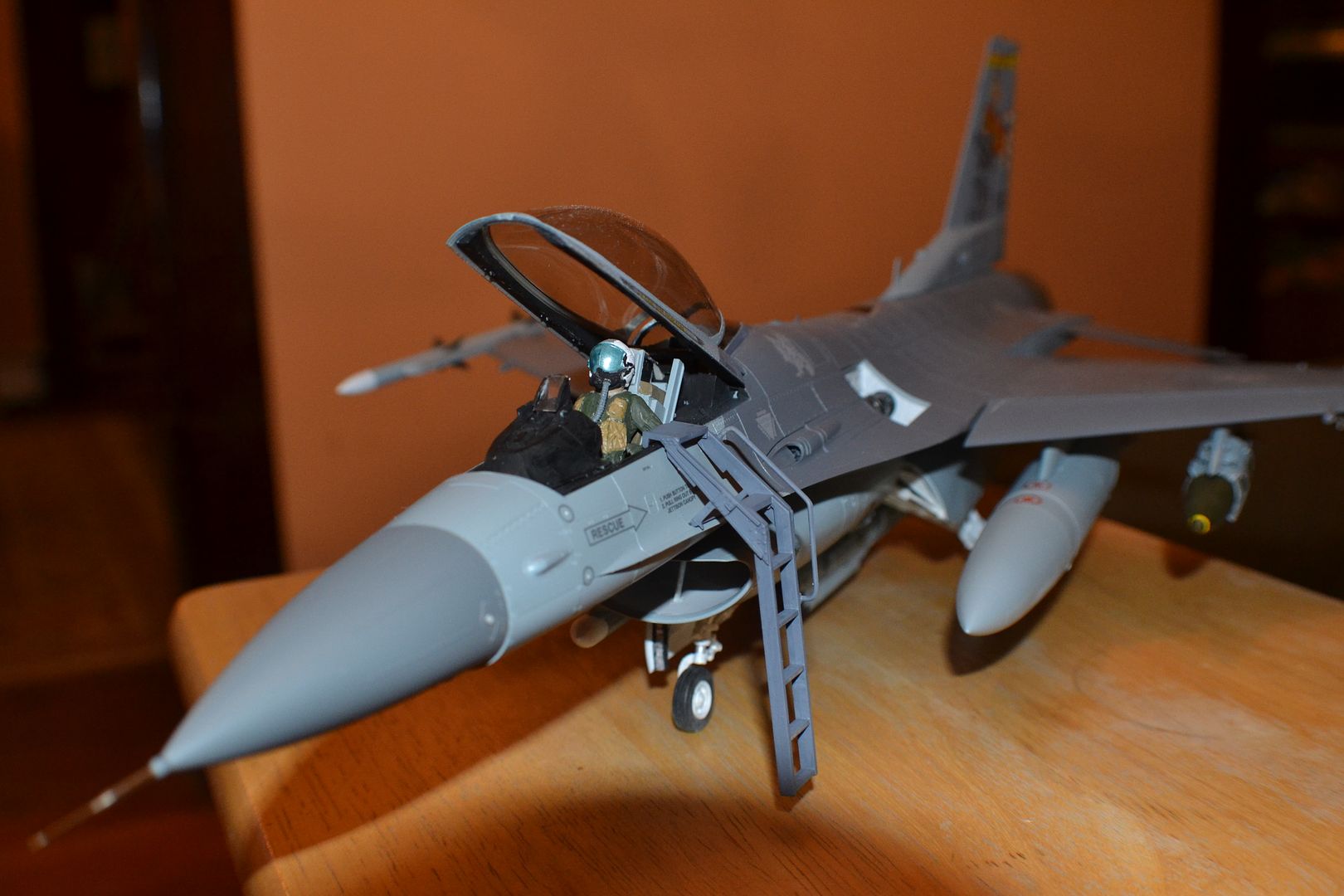 F-16_3_zps309f686f.jpg