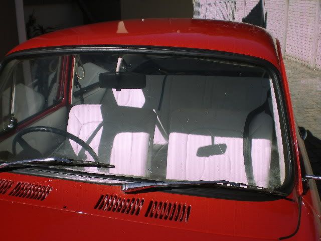 http://i1141.photobucket.com/albums/n581/retrovanvw/1968Fastback1stouting15.jpg