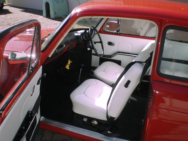 http://i1141.photobucket.com/albums/n581/retrovanvw/1968Fastback1stouting18.jpg