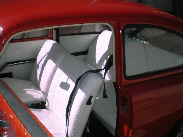 http://i1141.photobucket.com/albums/n581/retrovanvw/1968Fastback1stouting19.jpg