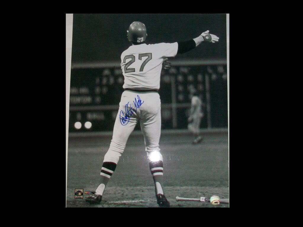 Carlton Fisk Autographed 16x20 Photo (from behind view)