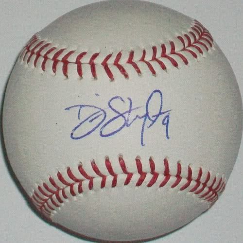 Dee Gordon Autographed Baseballs