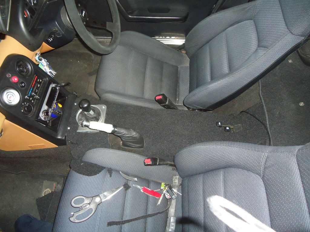 Centre Console Delete/Carpet ???? Mazda MX5 Miata
