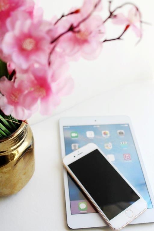 photo Feminine Floral Iphone 6 Ipad 3 Createherstock 002_zpsq1aa8i3y.jpg