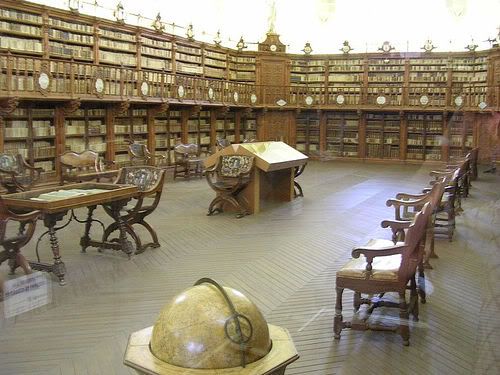 biblioteca-antigua-salamanca-u.jpg